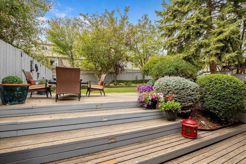 5019 Norris Road Nw, Calgary, AB - Outdoor With Deck Patio Veranda