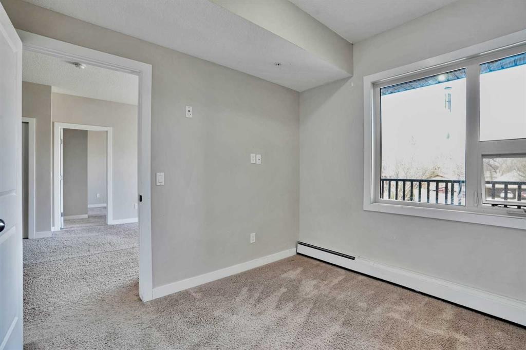 13-330 2Nd Street West, Brooks, AB - Indoor Photo Showing Other Room