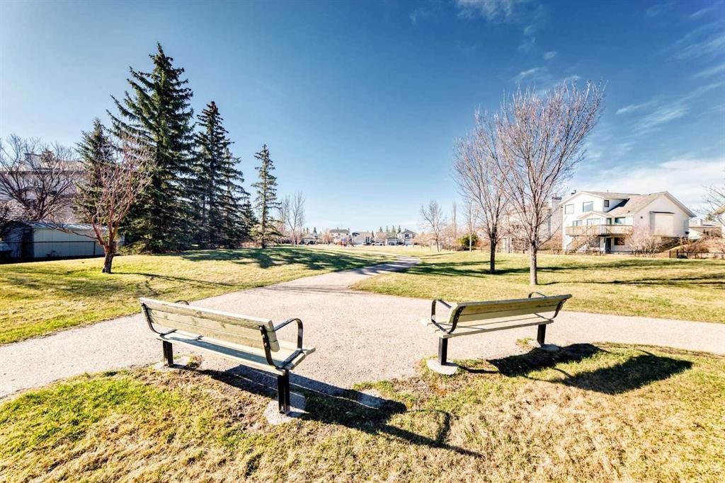 402 Citadel Hills Circle Nw, Calgary, AB - Outdoor
