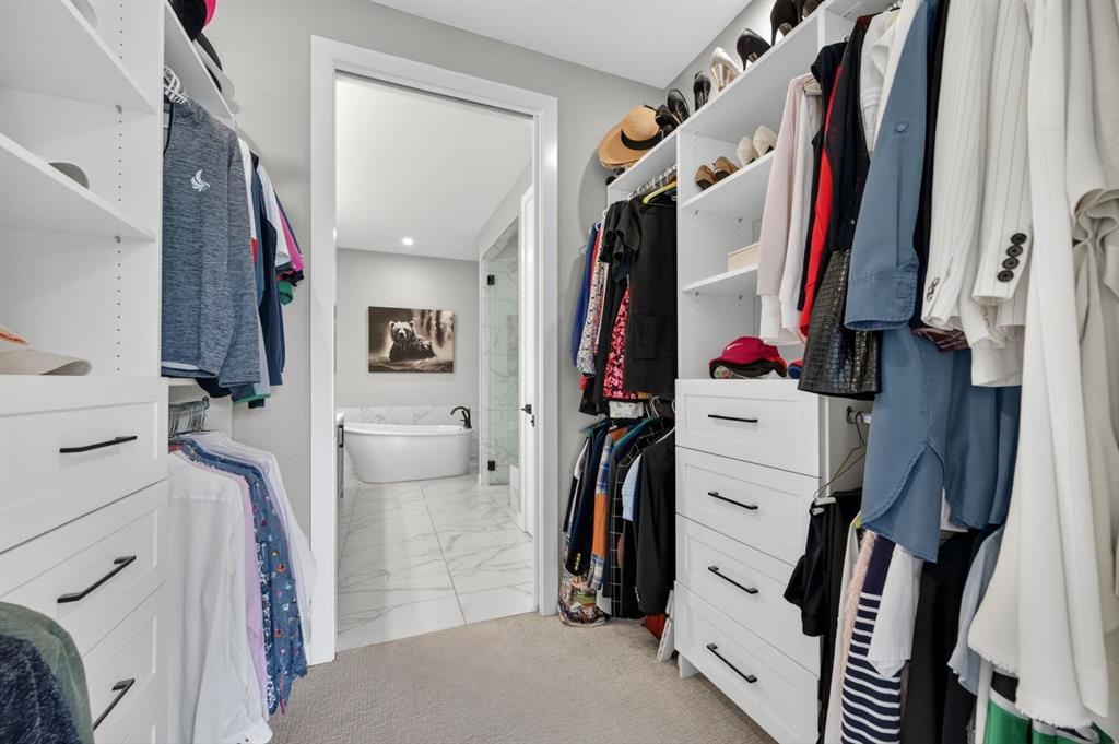 46 Crestridge Bay Sw, Calgary, AB - Indoor With Storage