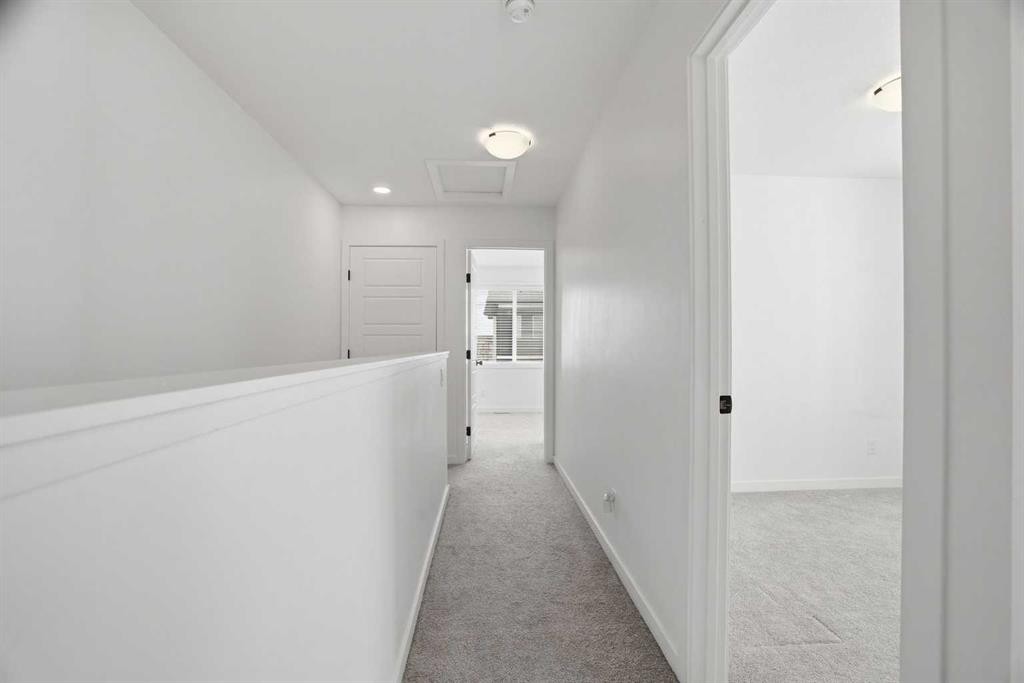 32 Walgrove Common Se, Calgary, AB - Indoor Photo Showing Other Room
