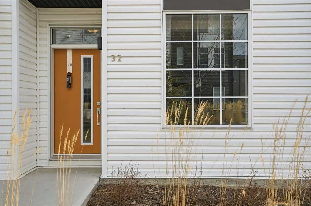32 Walgrove Common Se, Calgary, AB - Outdoor With Exterior