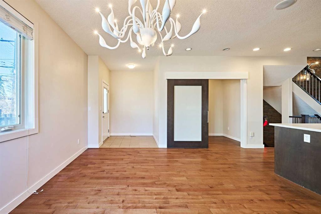 1840 Westmount Road Nw, Calgary, AB - Indoor Photo Showing Other Room