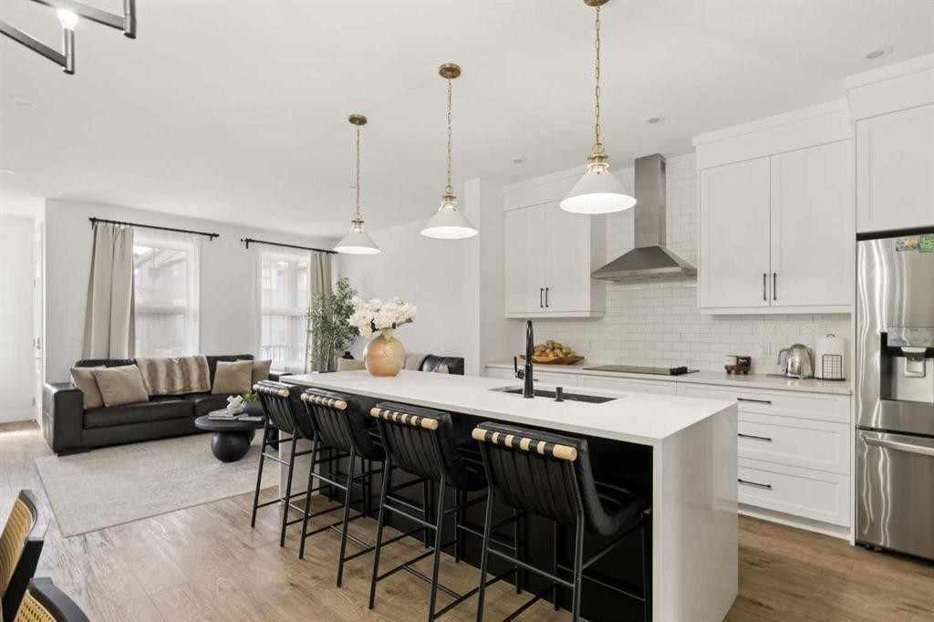 345 Calhoun Common Ne, Calgary, AB - Indoor Photo Showing Kitchen With Stainless Steel Kitchen With Upgraded Kitchen