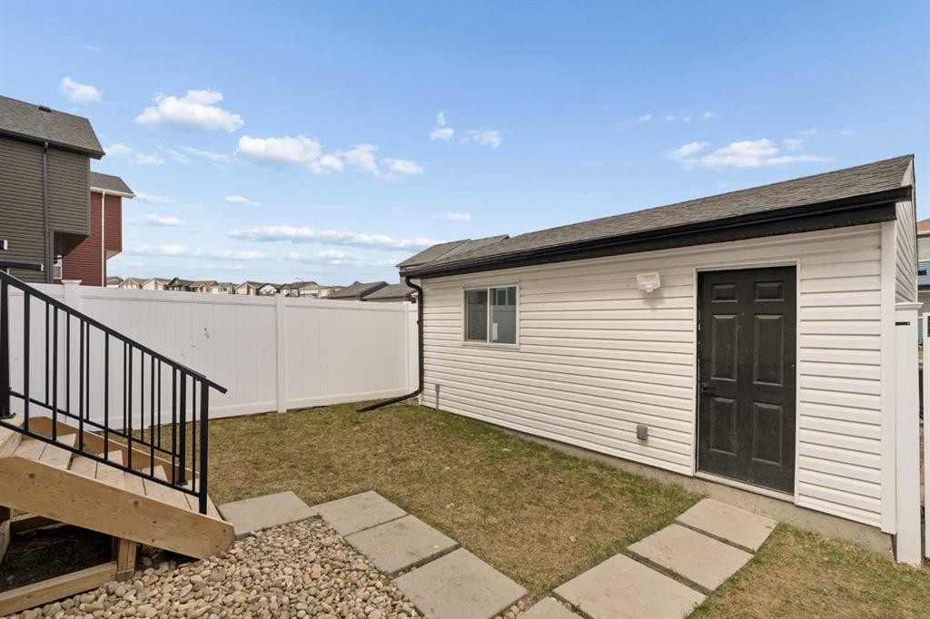 345 Calhoun Common Ne, Calgary, AB - Outdoor With Exterior