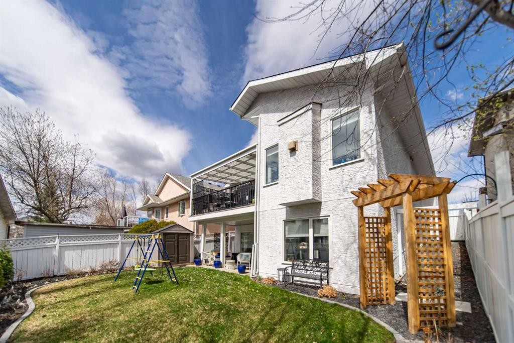 9 Scripps Landing Nw, Calgary, AB - Outdoor