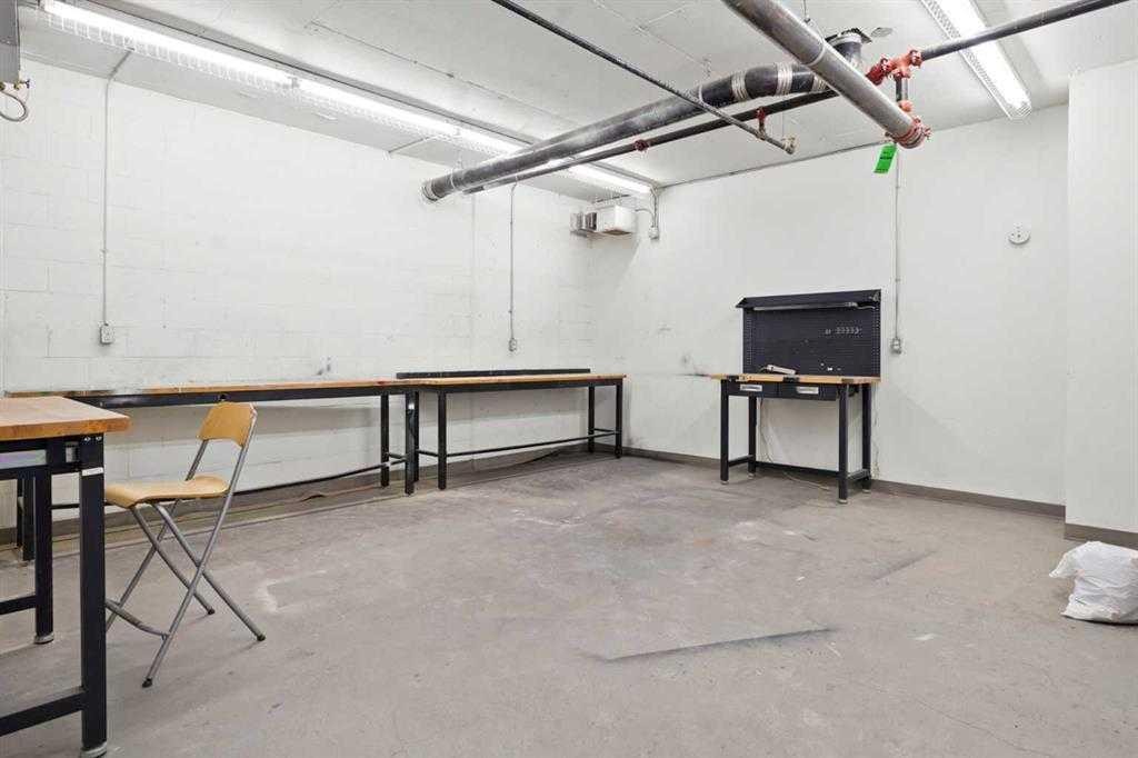1105-1122 3 Street Se, Calgary, AB - Indoor