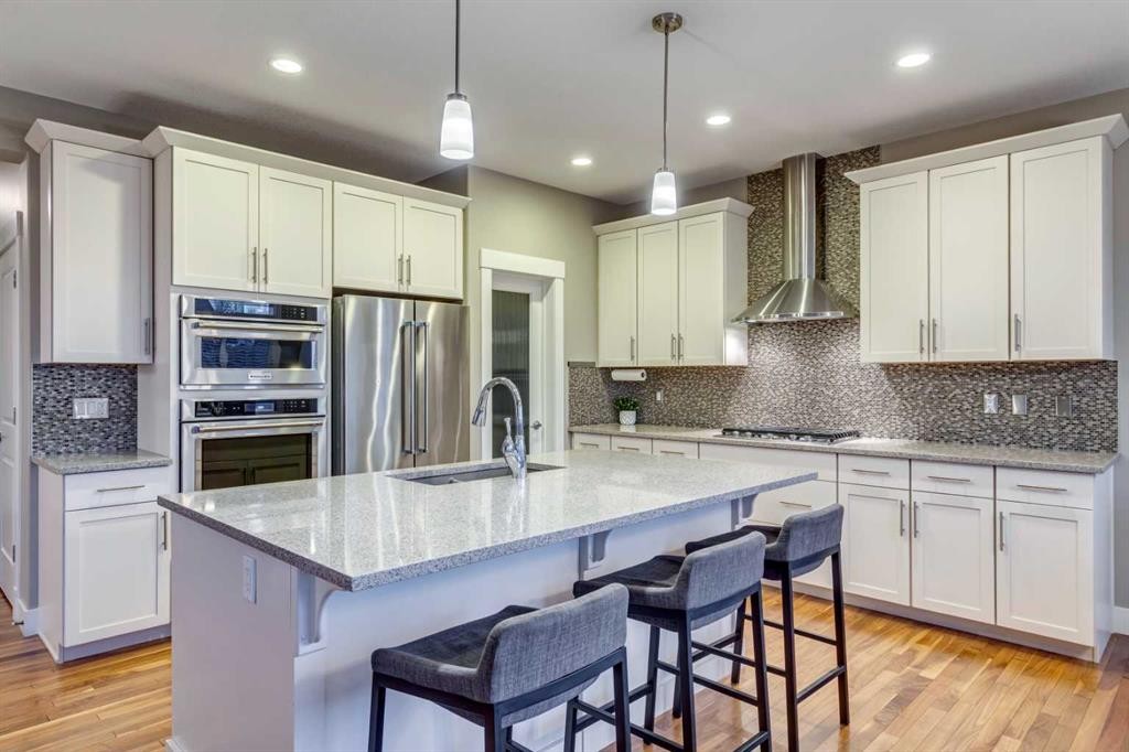 490 Mahogany Manor Se, Calgary, AB - Indoor Photo Showing Kitchen With Upgraded Kitchen