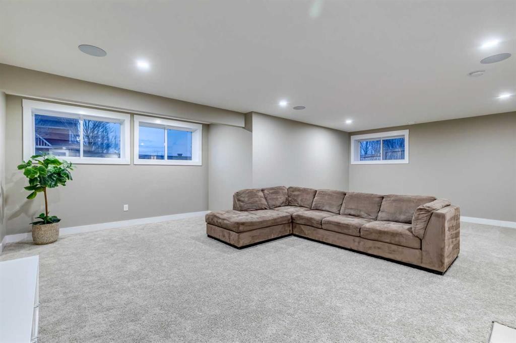 490 Mahogany Manor Se, Calgary, AB - Indoor Photo Showing Basement