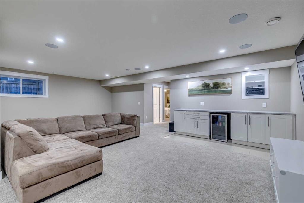 490 Mahogany Manor Se, Calgary, AB - Indoor Photo Showing Basement
