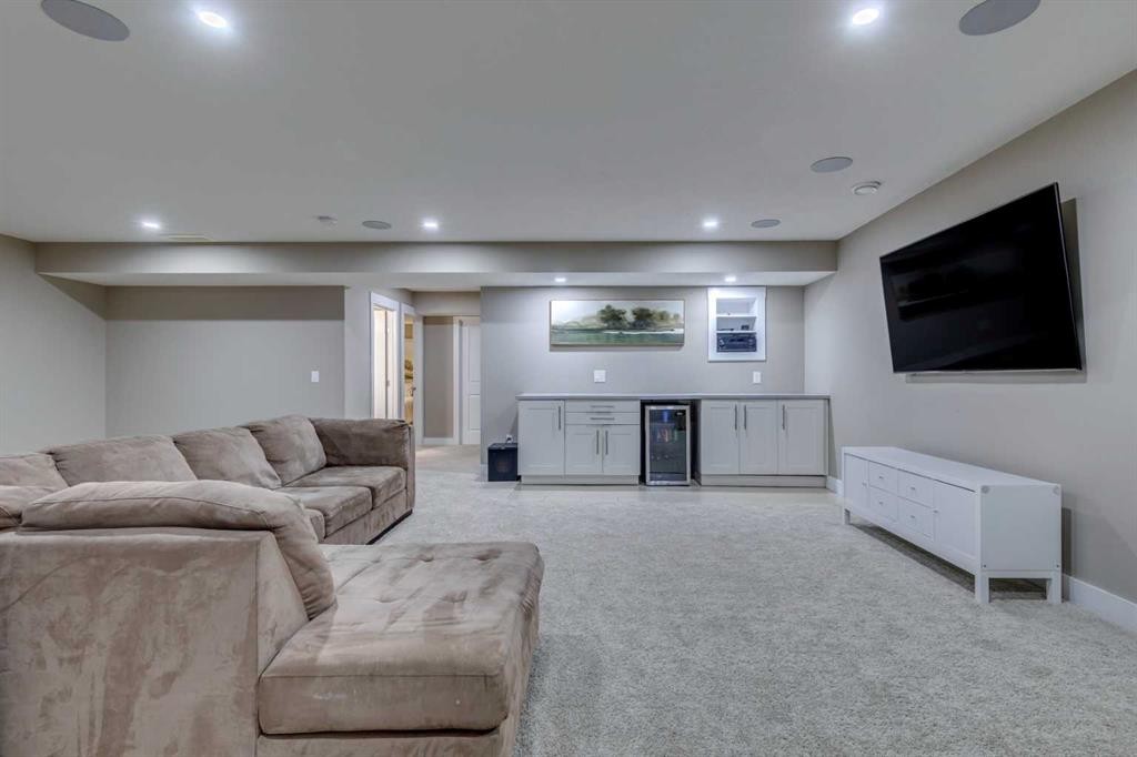 490 Mahogany Manor Se, Calgary, AB - Indoor Photo Showing Basement