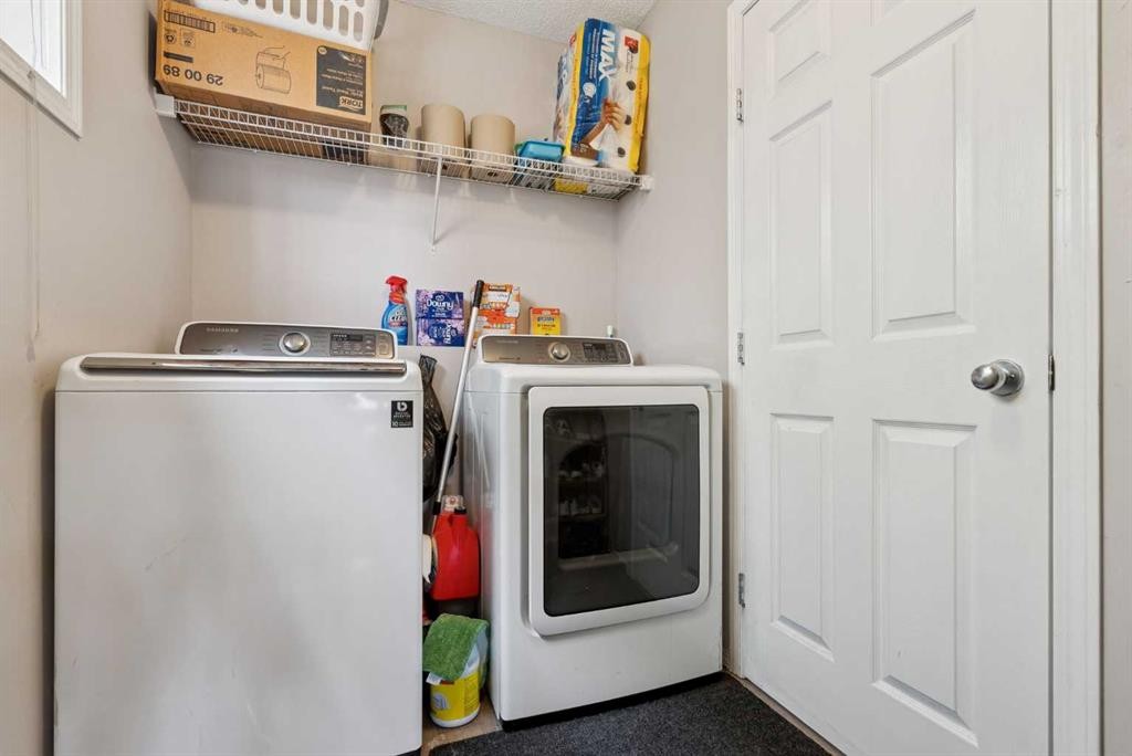 35 Saddletree Drive Ne, Calgary, AB - Indoor Photo Showing Laundry Room
