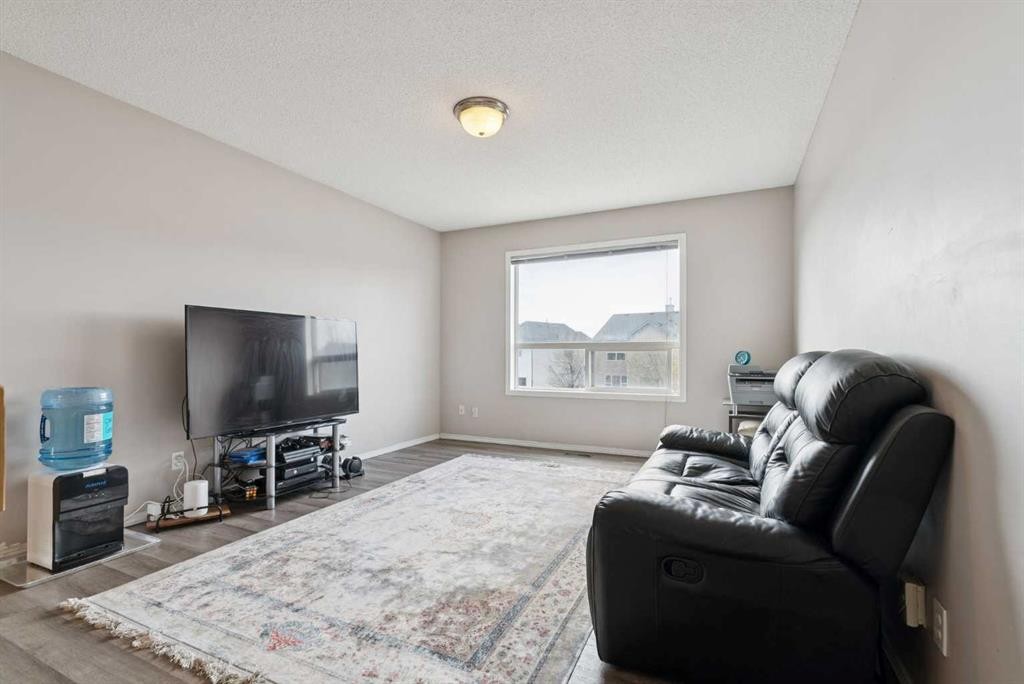 35 Saddletree Drive Ne, Calgary, AB - Indoor Photo Showing Living Room
