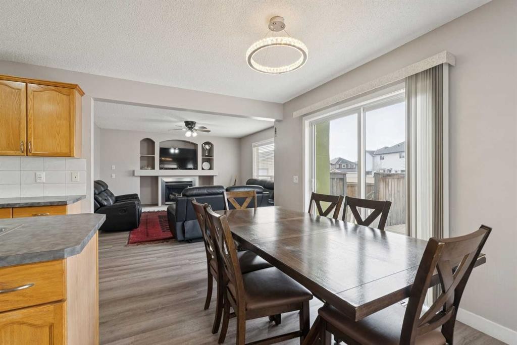 35 Saddletree Drive Ne, Calgary, AB - Indoor Photo Showing Dining Room