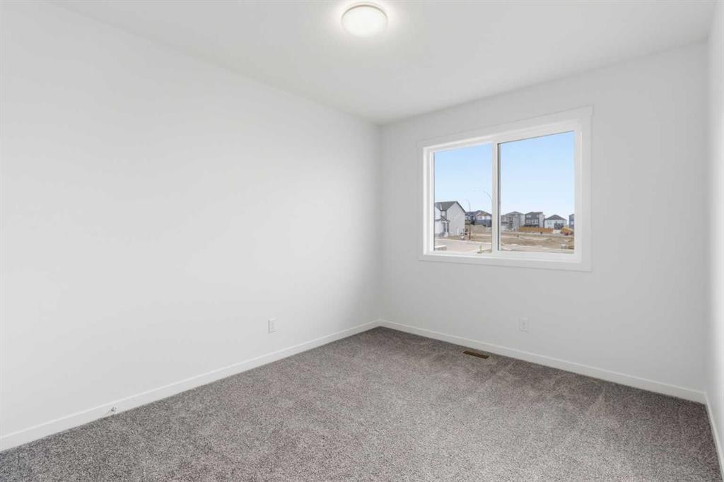 199 Annette Landing, Calgary, AB - Indoor Photo Showing Other Room