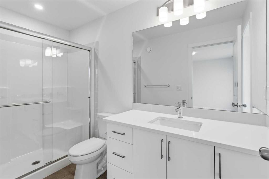 199 Annette Landing, Calgary, AB - Indoor Photo Showing Bathroom