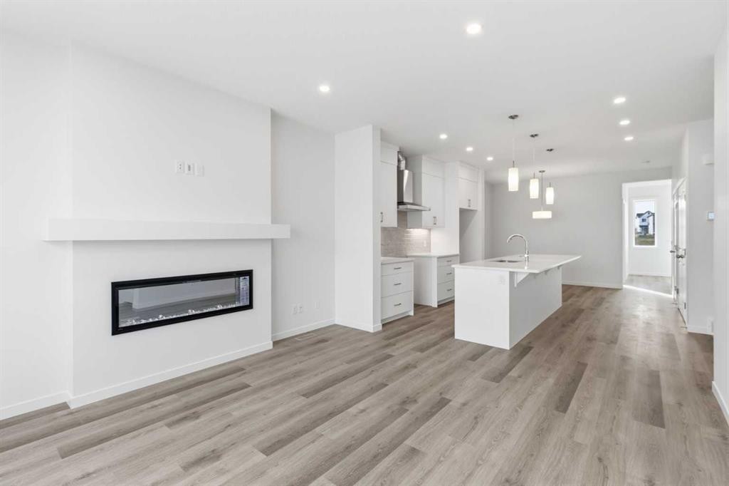 199 Annette Landing, Calgary, AB - Indoor With Fireplace