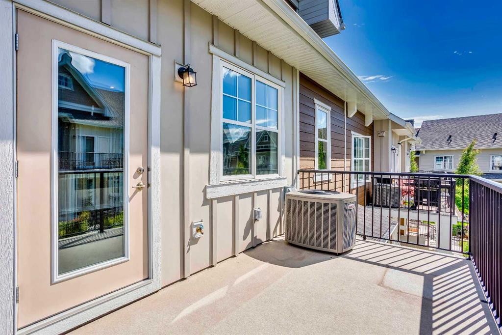 607 Cranbrook Walk Se, Calgary, AB