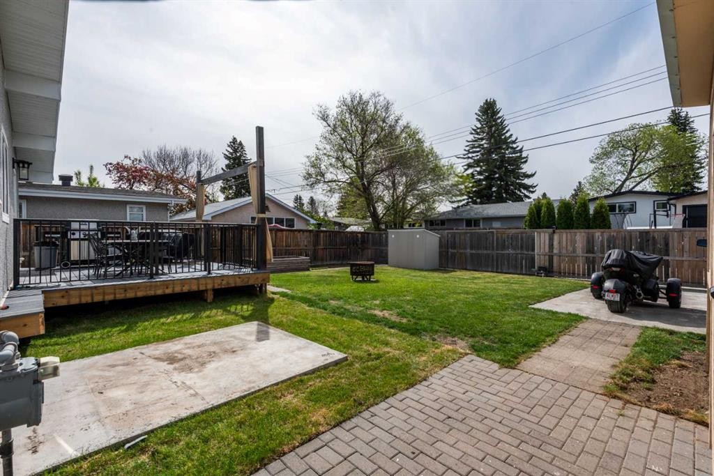 331 96 Avenue Se, Calgary, AB - Outdoor
