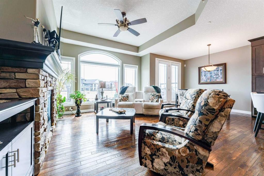 149 Muirfield Boulevard, Lyalta, AB - Indoor Photo Showing Living Room With Fireplace