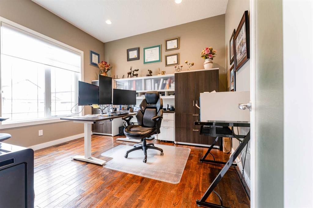 149 Muirfield Boulevard, Lyalta, AB - Indoor Photo Showing Office