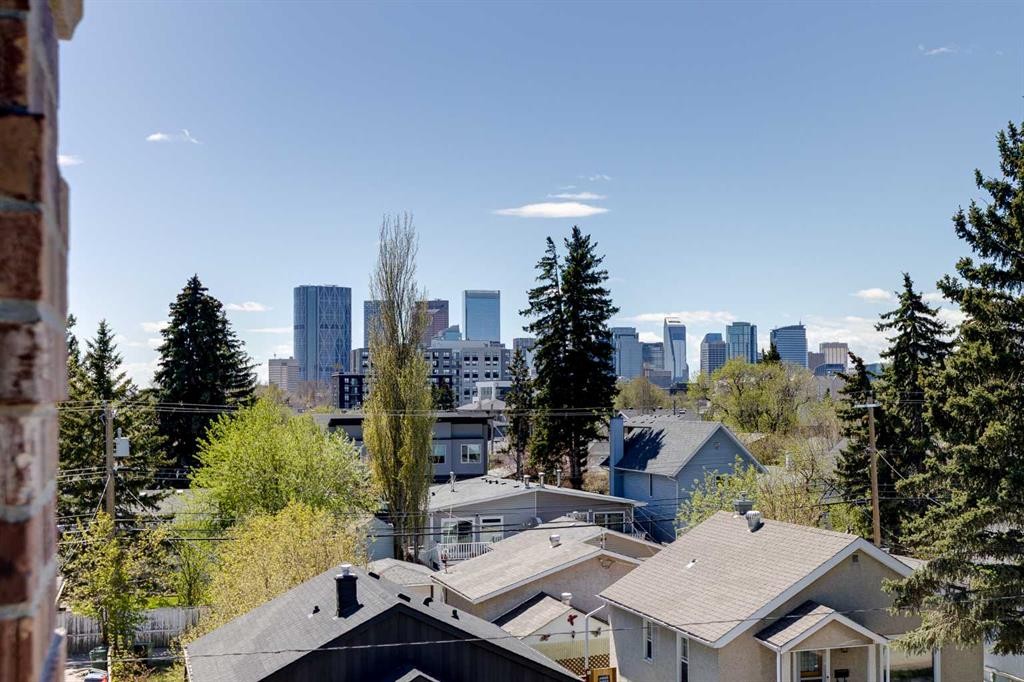3-232 20 Avenue Ne, Calgary, AB - Outdoor With View