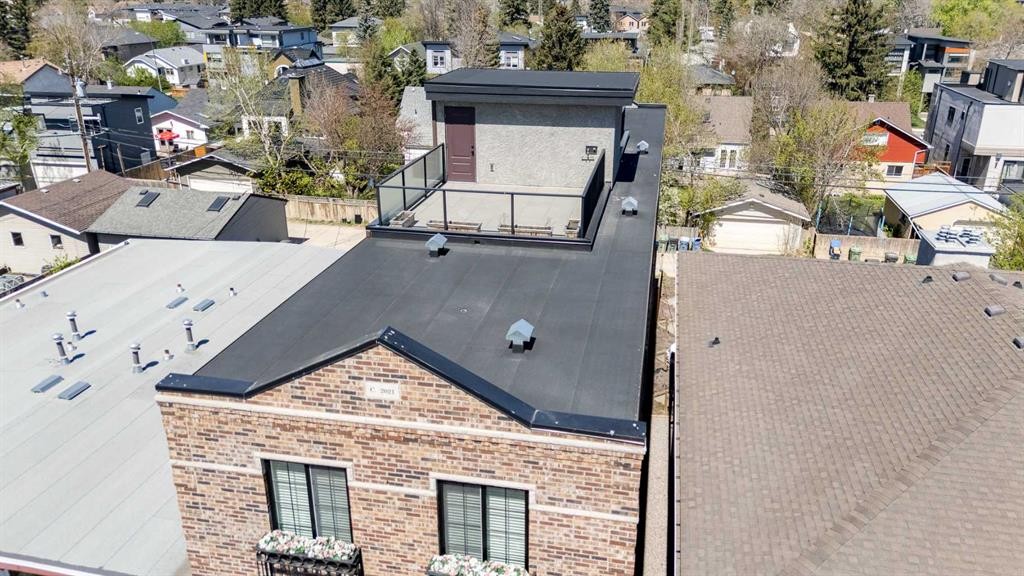 3-232 20 Avenue Ne, Calgary, AB - Outdoor