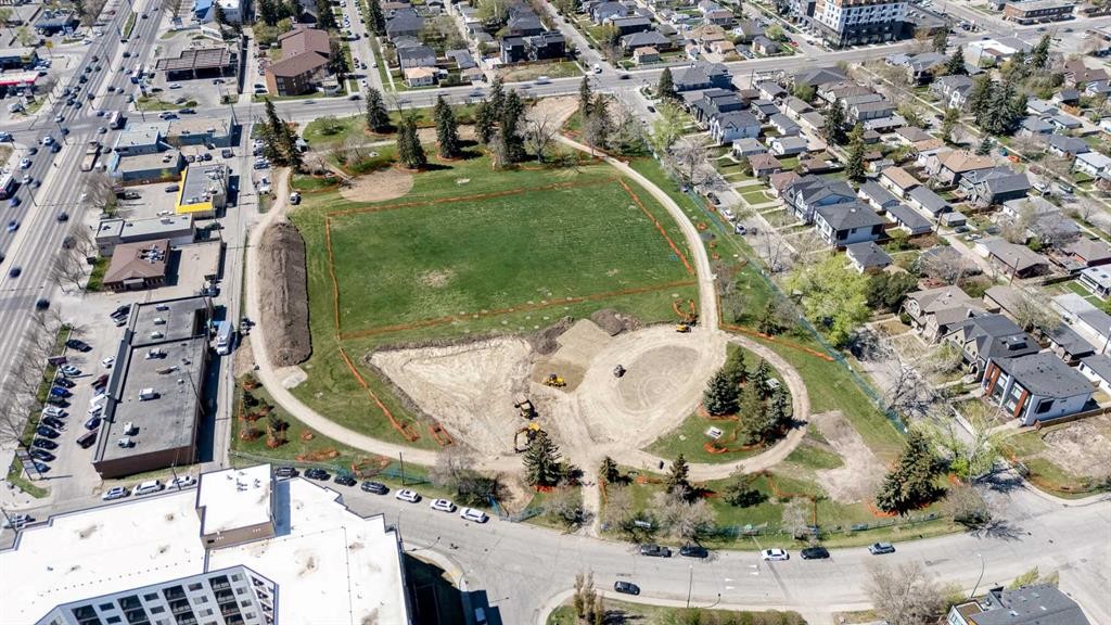 3-232 20 Avenue Ne, Calgary, AB - Outdoor With View