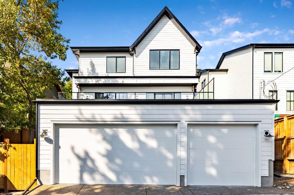 2755 Cannon Road Nw, Calgary, AB - Outdoor