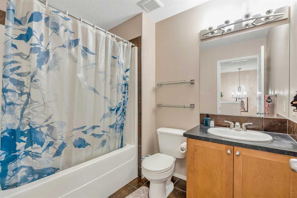 61 Taralake Street Ne, Calgary, AB - Indoor Photo Showing Bathroom