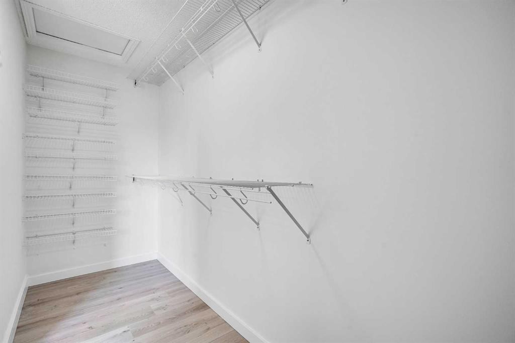 92 Prestwick Heath Se, Calgary, AB