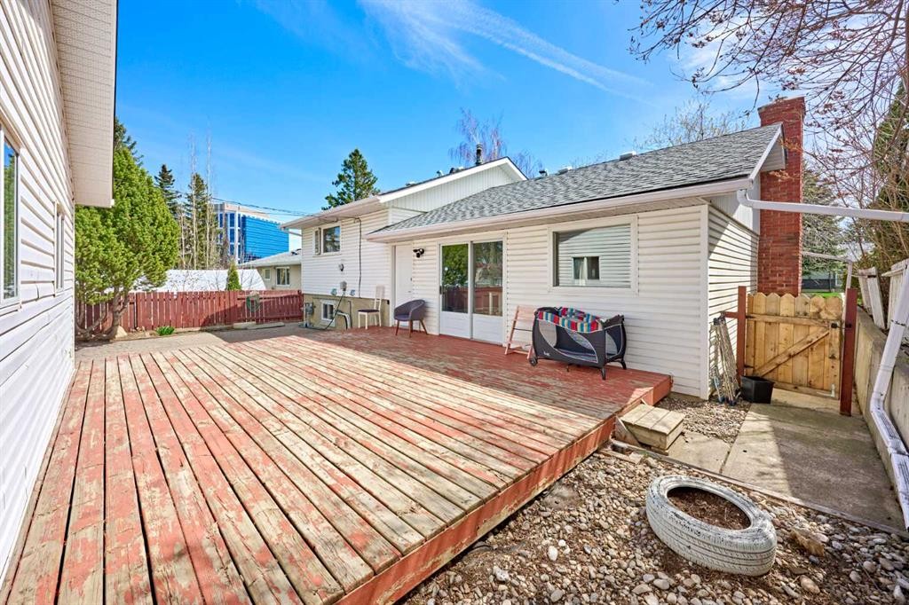 612 101 Avenue Sw, Calgary, AB - Outdoor With Deck Patio Veranda With Exterior