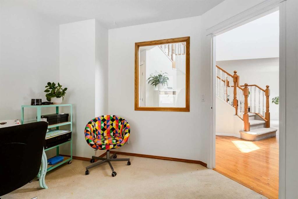 439 Mountain Park Drive Se, Calgary, AB - Indoor