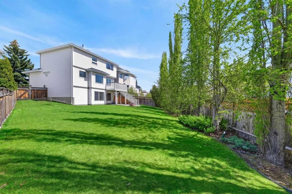 213 Citadel Gardens Nw, Calgary, AB - Outdoor