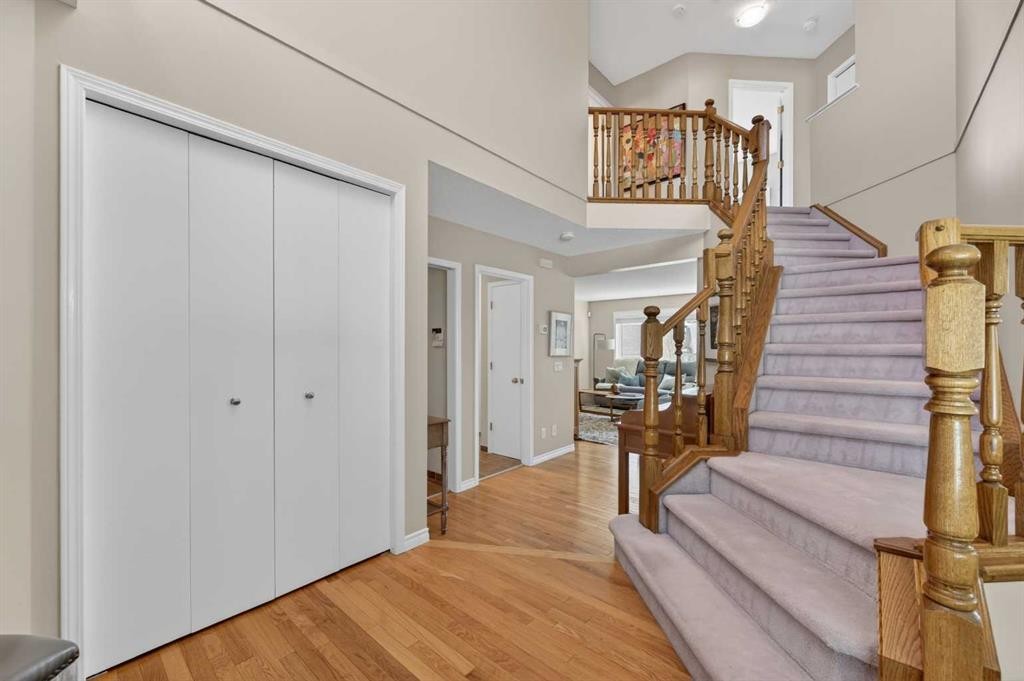 213 Citadel Gardens Nw, Calgary, AB - Indoor Photo Showing Other Room
