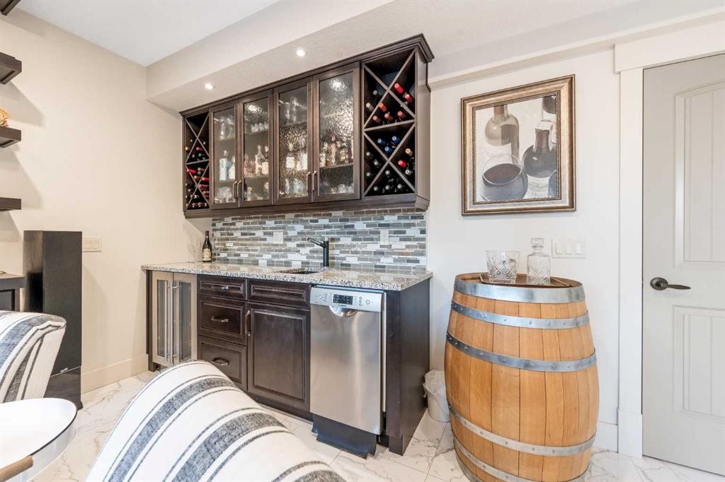 52 Aspen Summit Drive Sw, Calgary, AB - Indoor Photo Showing Other Room
