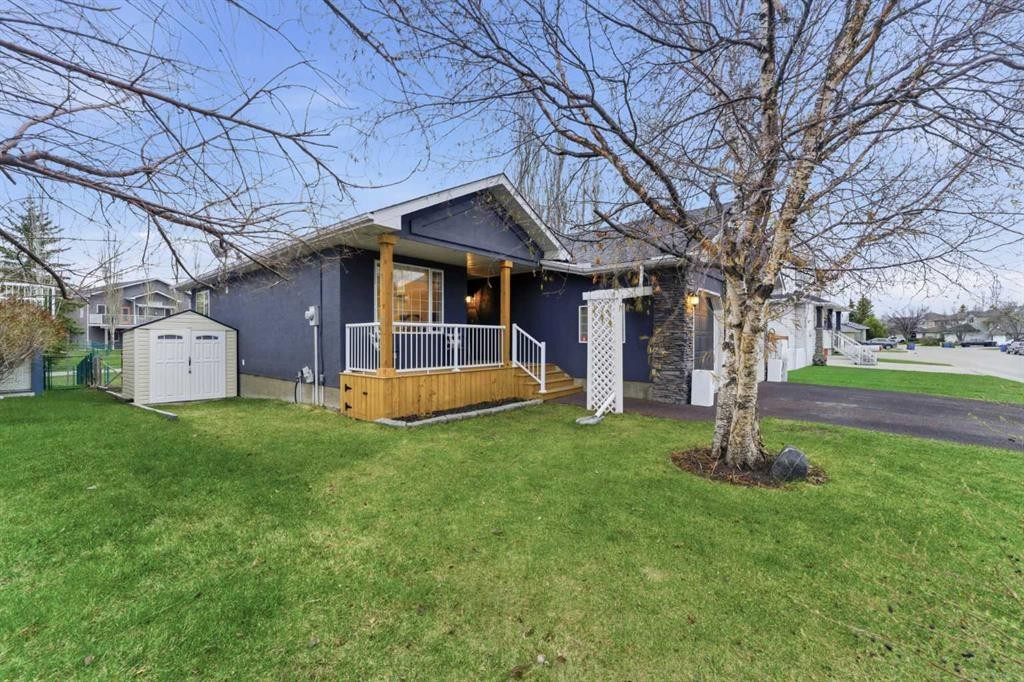 212 Cove Drive, Chestermere, AB - Outdoor With Deck Patio Veranda
