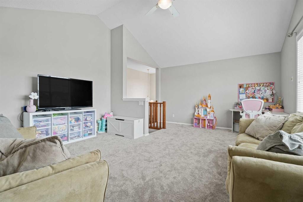 31 Brightondale Close Se, Calgary, AB - Indoor