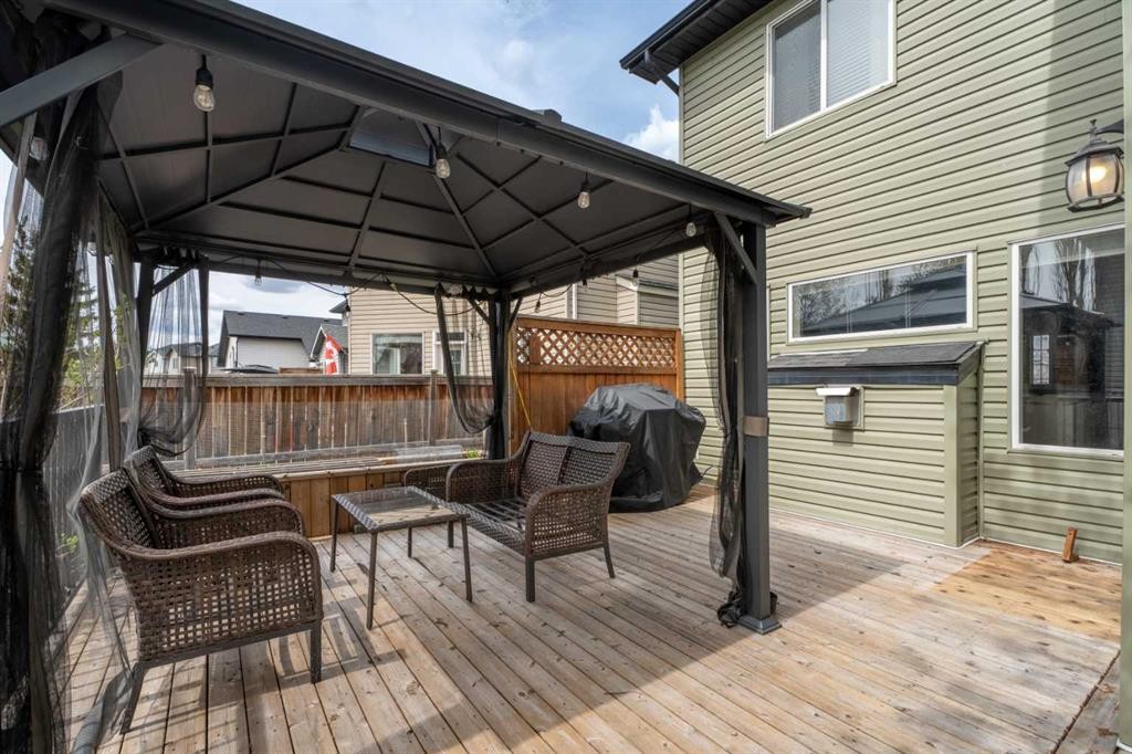 31 Brightondale Close Se, Calgary, AB - Indoor