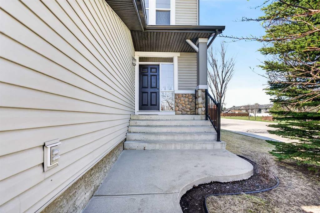 421 Auburn Bay Boulevard Se, Calgary, AB - Outdoor