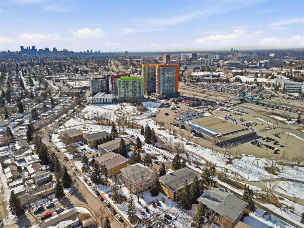 203-3103 Blakiston Drive Nw, Calgary, AB - Outdoor With View