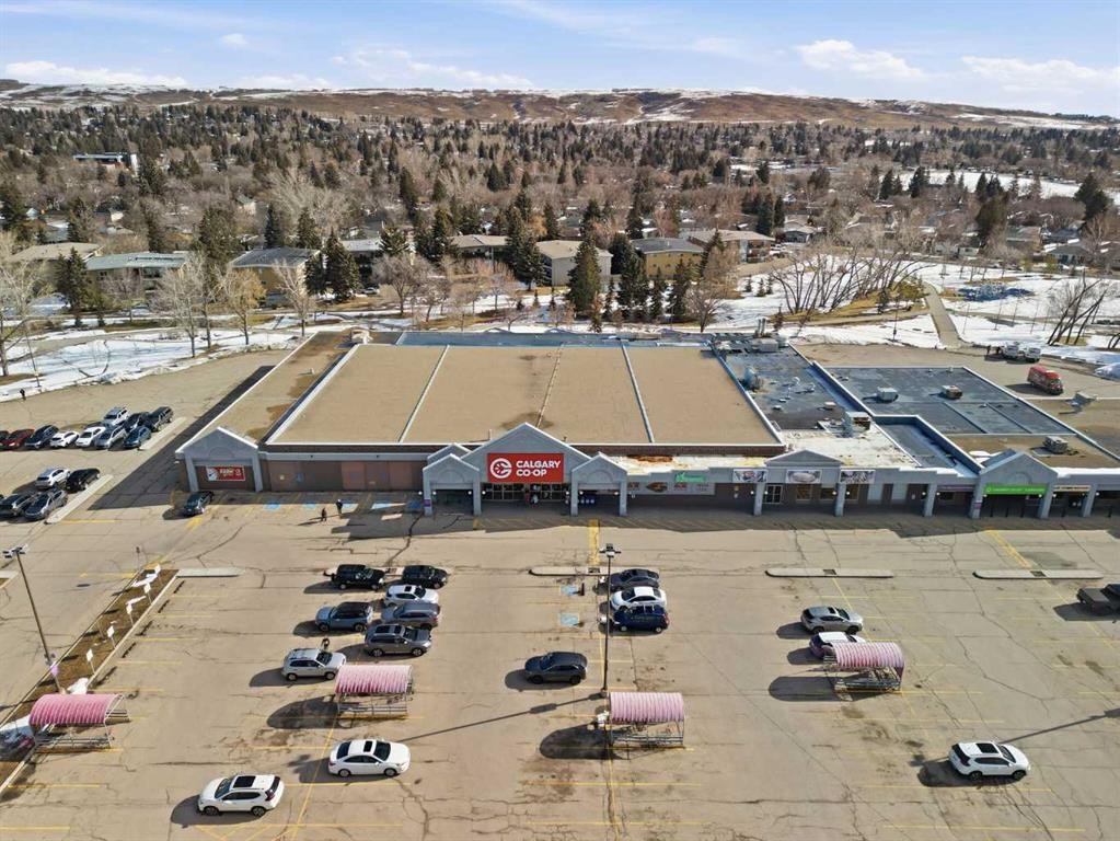 203-3103 Blakiston Drive Nw, Calgary, AB - Outdoor With View