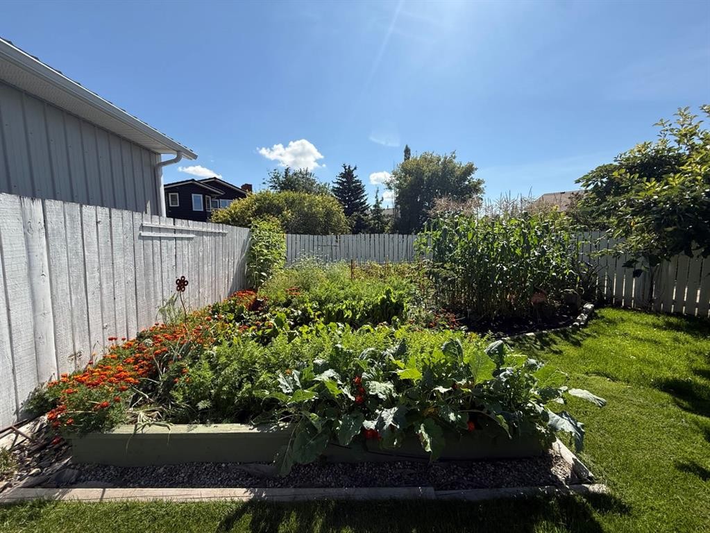 807 8 Avenue Se, High River, AB