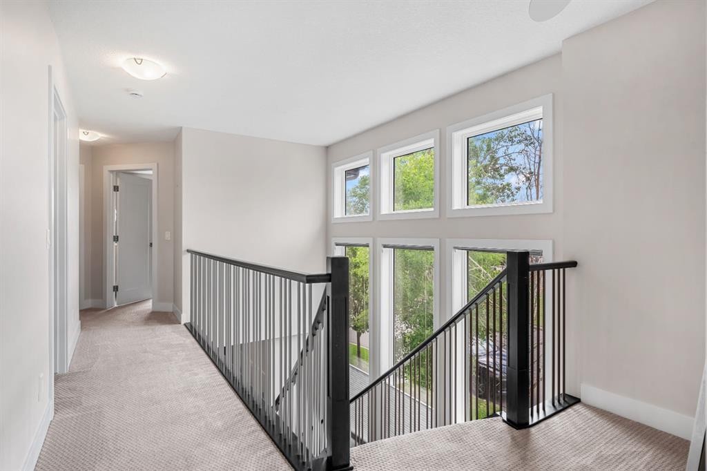 2741 16A Street Se, Calgary, AB
