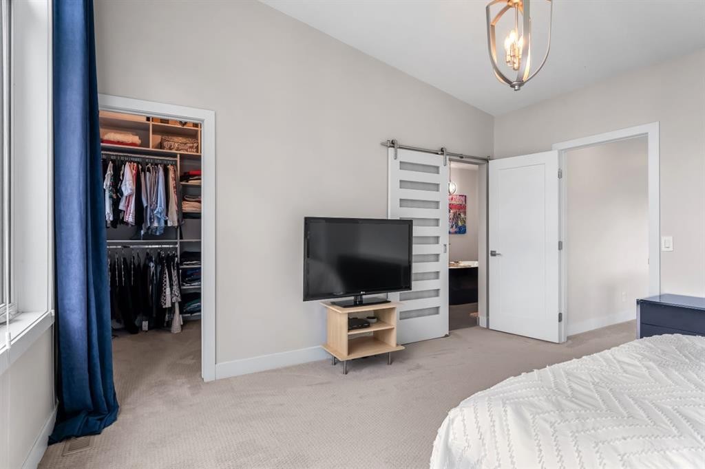 2741 16A Street Se, Calgary, AB