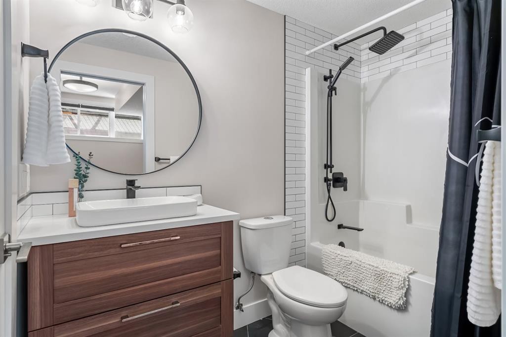 2741 16A Street Se, Calgary, AB