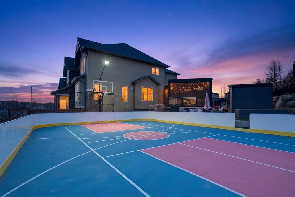 9050 14 Avenue Sw, Calgary, AB - Outdoor