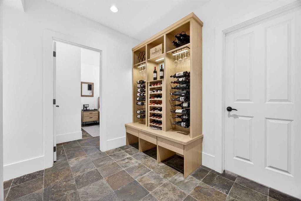 914 36 Avenue Sw, Calgary, AB - Indoor Photo Showing Other Room