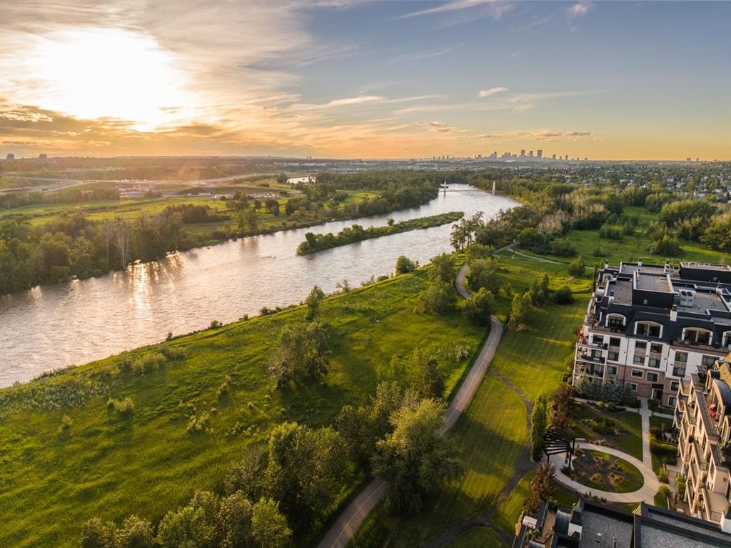 305-221 Quarry Way Se, Calgary, AB - Outdoor With View