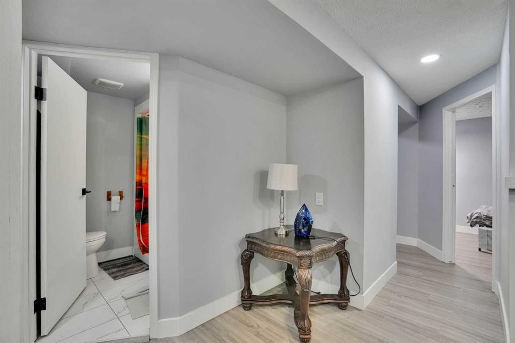 44 Falmead Road Ne, Calgary, AB - Indoor Photo Showing Other Room